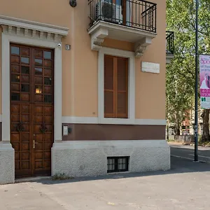 https://heart-suite-milan.italymilanhotels.net