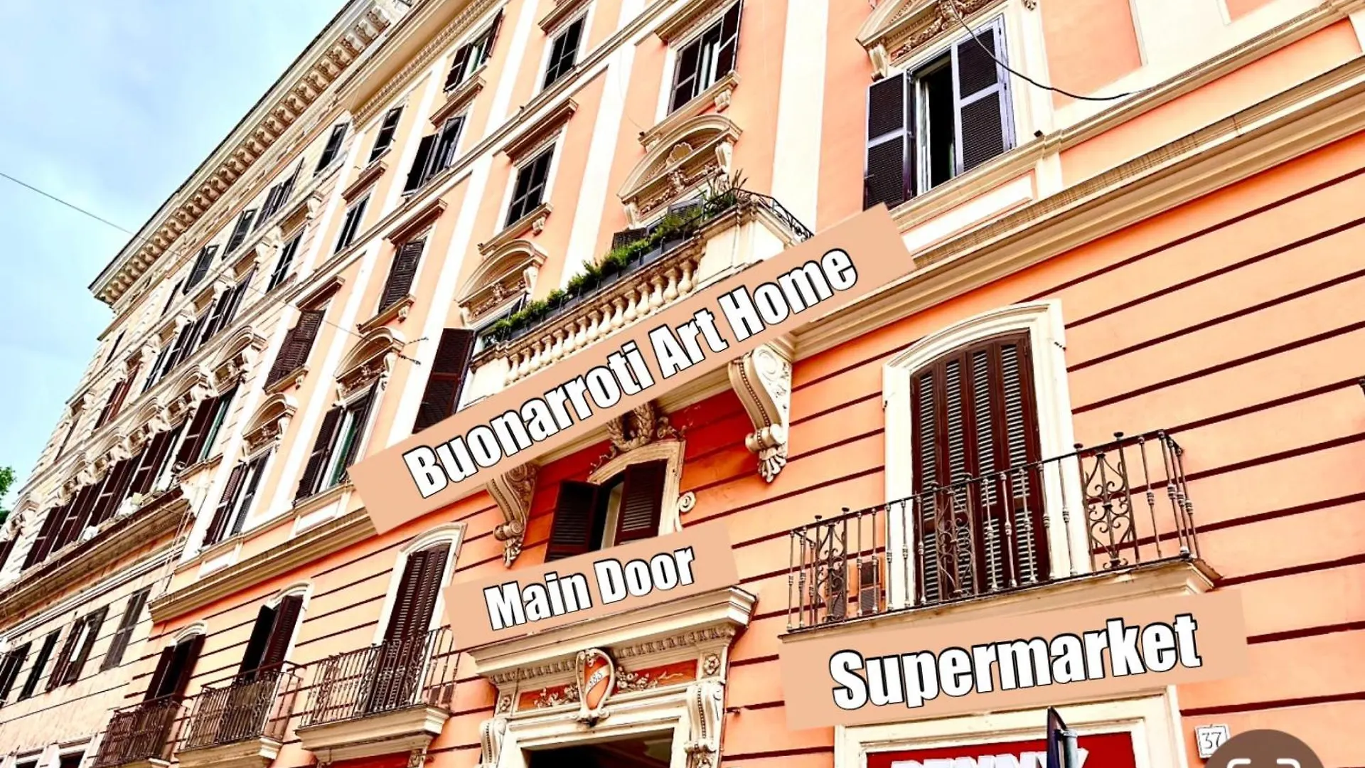 Buonarroti Art Home. Luxury And History At Home Rome Italy